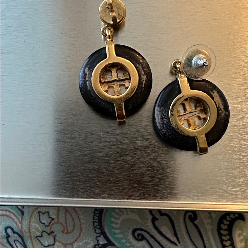 Gold Logo Black Disk Drop Tory Burch Earrings - Picture 2 of 2